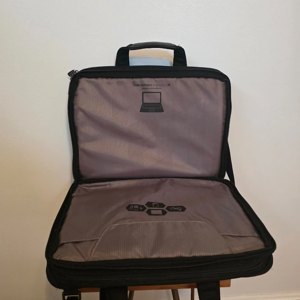 Targus Corporate Traveler Checkpoint-Friendly Traveler Laptop Case